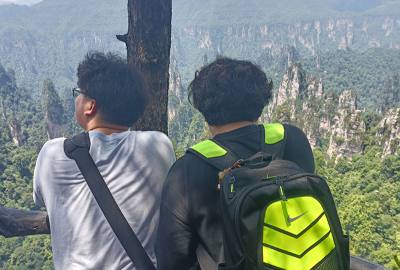 康輝接待獨(dú)立私家小包團(tuán)實(shí)況播放，康輝旅游，品質(zhì)看的見！