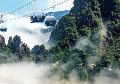 莽山五指峰漫游指南：踏云尋峰，探秘南嶺秘境